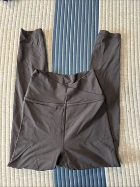 Athleta cross over leggings XS